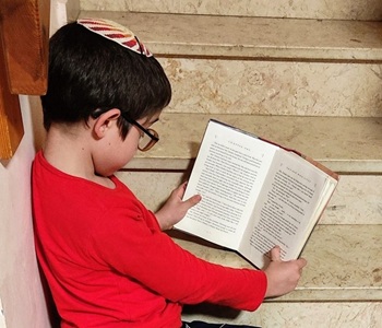Children reading